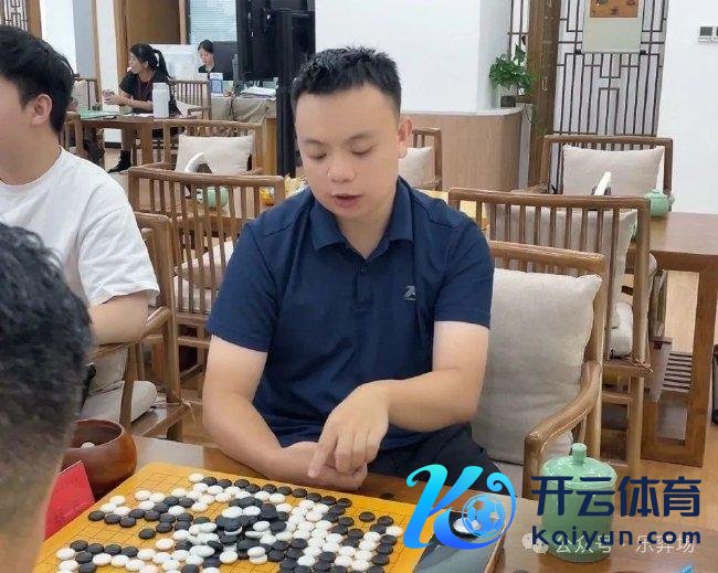 行状棋手蔡竞敦朴带领棋